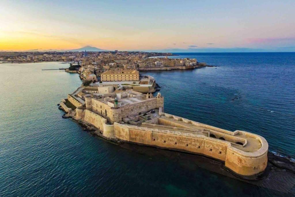 Vila La Mansarda Syracuse Exteriér fotografie